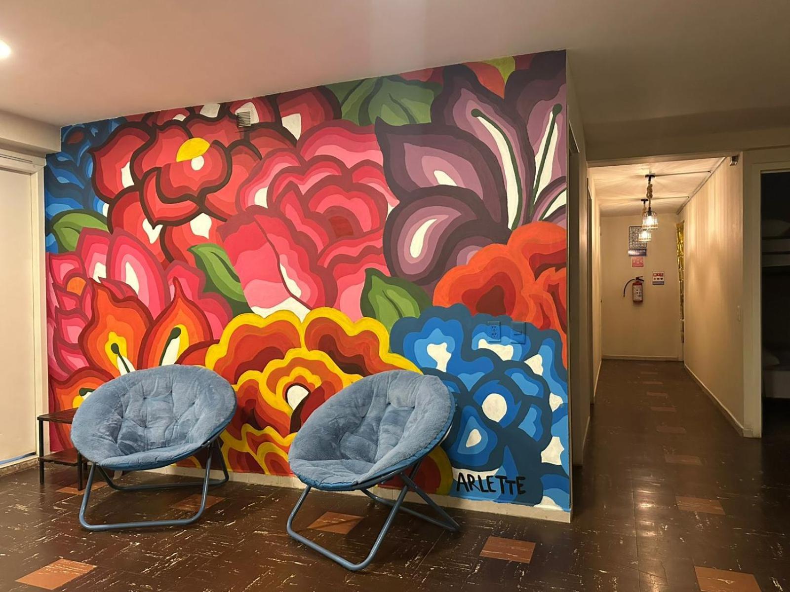 Casa Talavera Hostel เม็กซิโกซิตี้ ภายนอก รูปภาพ