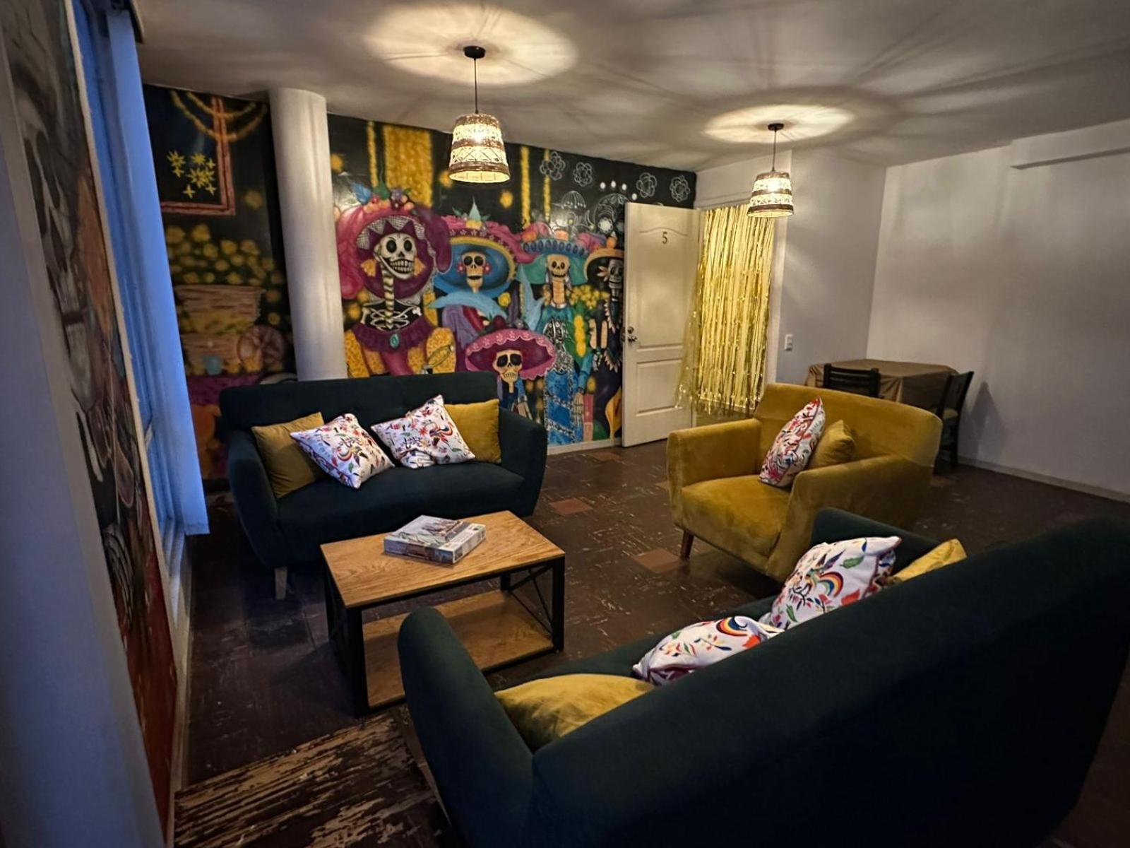 Casa Talavera Hostel เม็กซิโกซิตี้ ภายนอก รูปภาพ